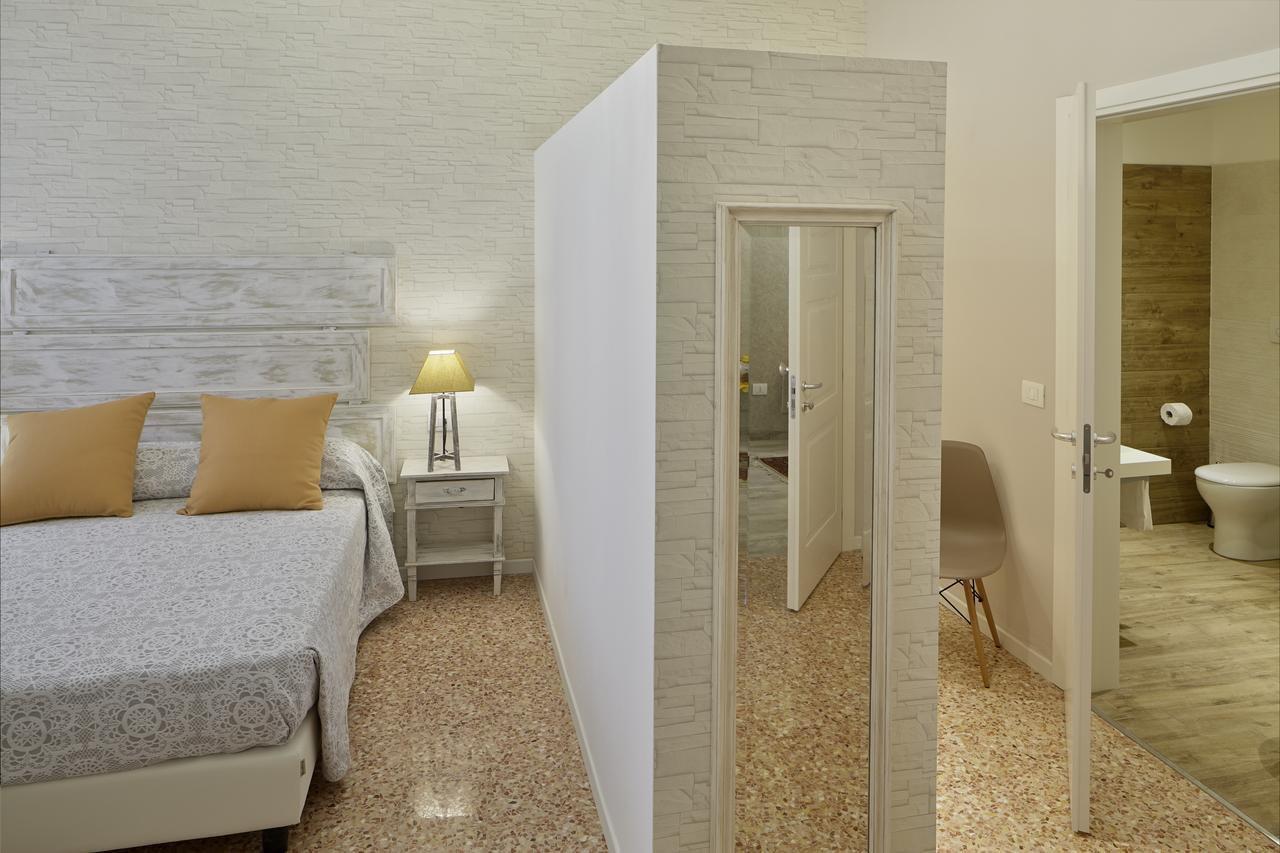 Yard 19 Bed & Breakfast Равена Екстериор снимка