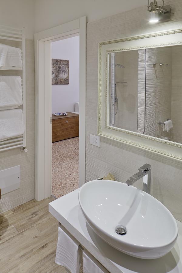 Yard 19 Bed & Breakfast Равена Екстериор снимка